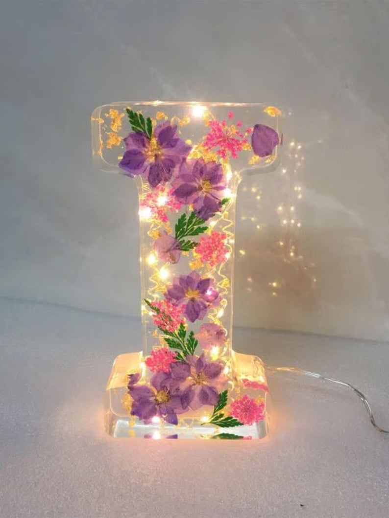 Handmade Floral Resin Night Light ~ Bring artistic light to your home effortlessly